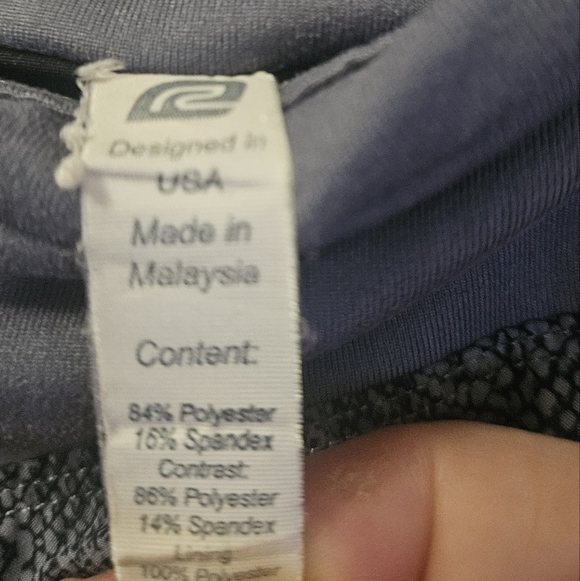 Road Runner Sports Women's Size L Gray Shorts Snake Skin Lining Back Pocket - Picture 4 of 6